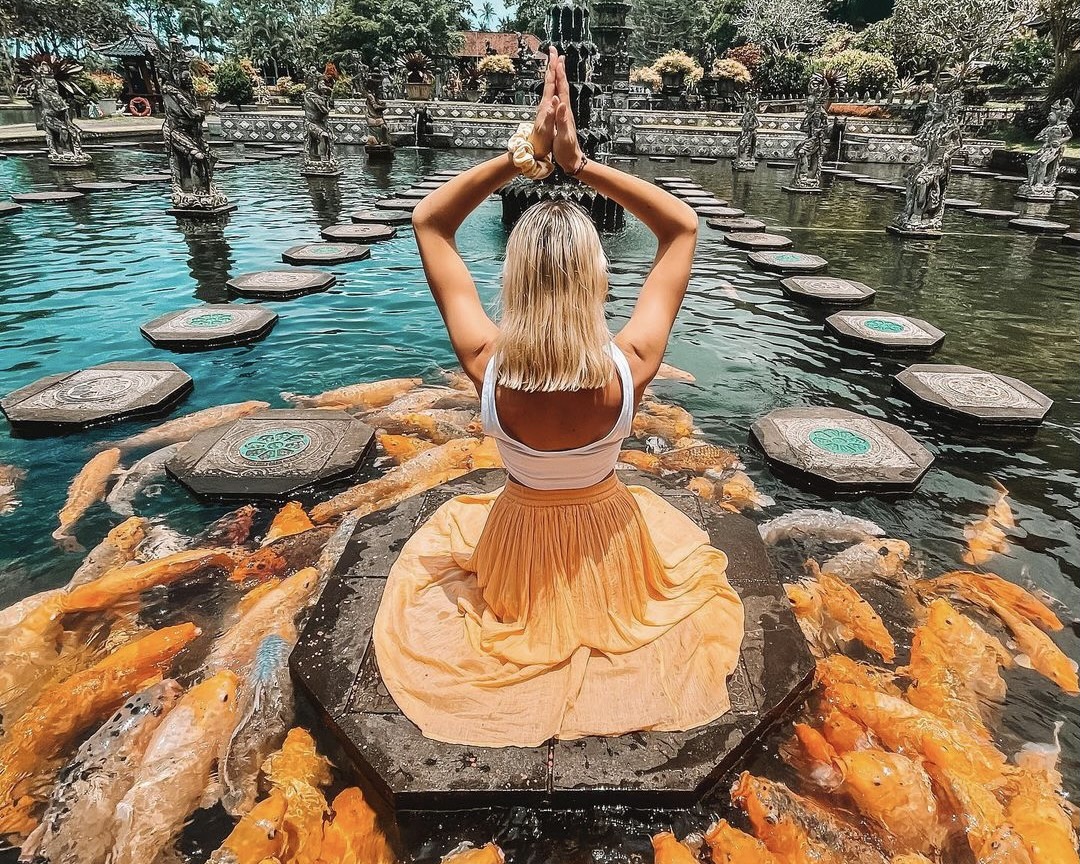 Full Day : Gate of Heaven Temple And Blue Lagoon Snorkeling with Tirta Gangga