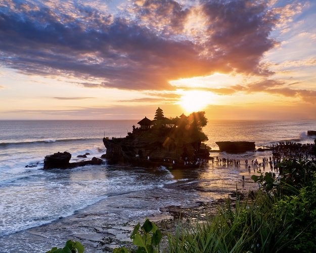 Sunset Tanah Lot Temple with Taman Ayun Temple ( Private Tours )