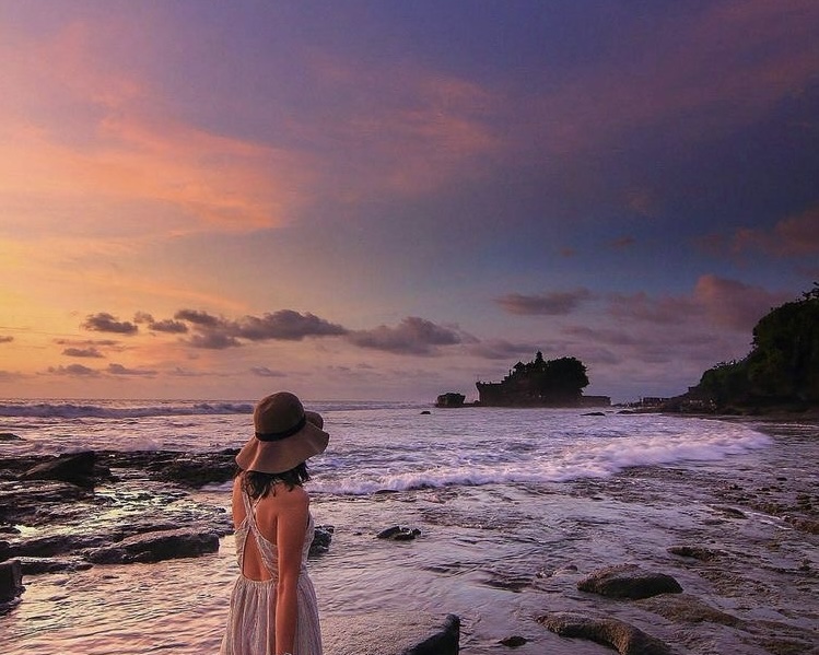 Sunset Tanah Lot Temple with Taman Ayun Temple ( Private Tours )