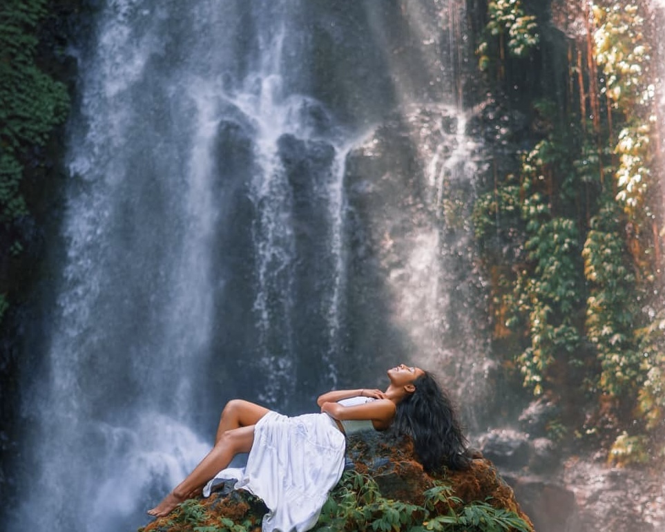 Sekumpul Waterfall with Fiji Waterfall and Bedugul Temple ( Private Trip )